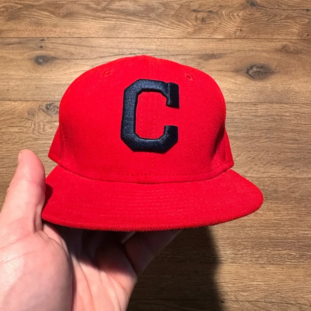 New Era Red Cleveland Gaurdians MLB 59FIFTY Fitted Hat Kids Size 6‎ 1/2 52cm